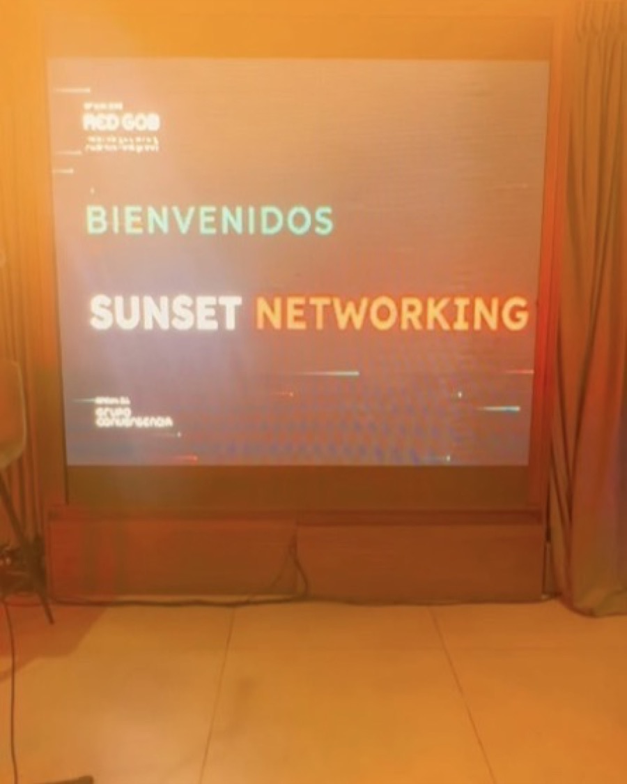 RedGob 2026 · Sunset Networking